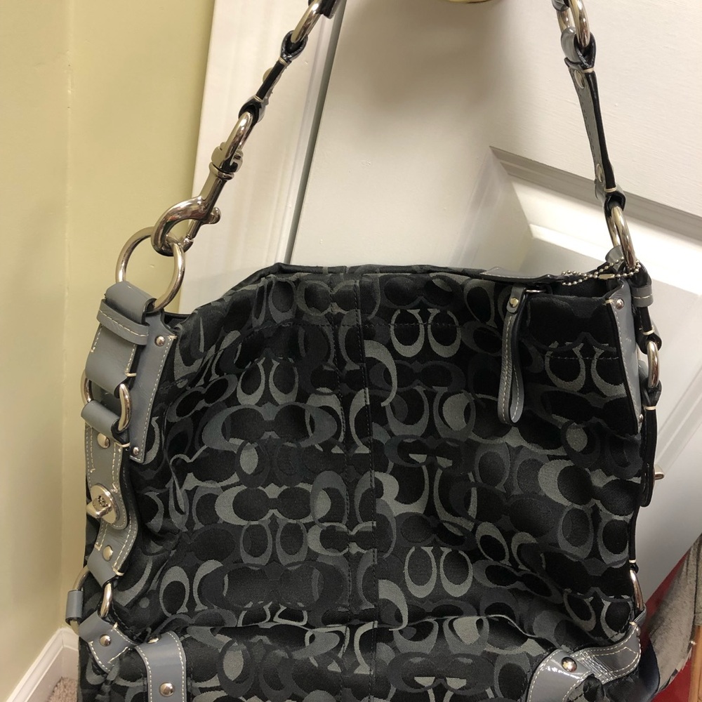 Large Black & Grey Shoulder Tote